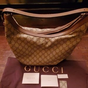 Gucci hobo style bag